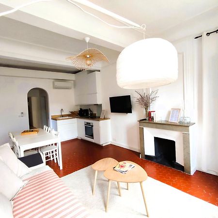 Appartement Climatise Parking Gratuit Surveille Avignon Exterior foto